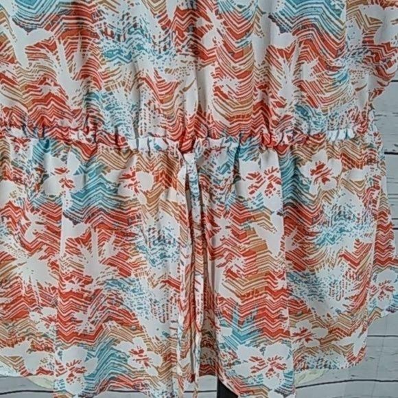 Milano Tropical Print Cold‎ Shoulder peplum blouse - Picture 5 of 8